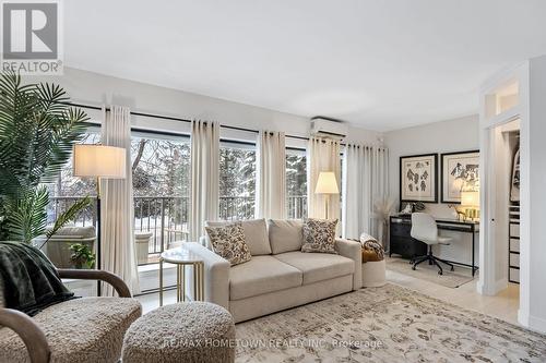 406 - 109 King Street E, Brockville, ON - Indoor Photo Showing Living Room
