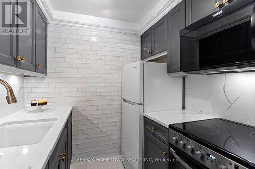 406 - 109 King Street E, Brockville, ON - Indoor Photo Showing Kitchen