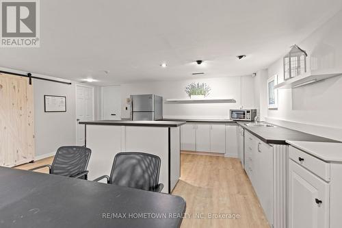 406 - 109 King Street E, Brockville, ON - Indoor Photo Showing Kitchen