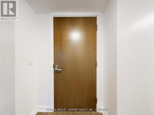 1717 - 275 Village Green Square, Toronto, ON - Indoor Photo Showing Other Room