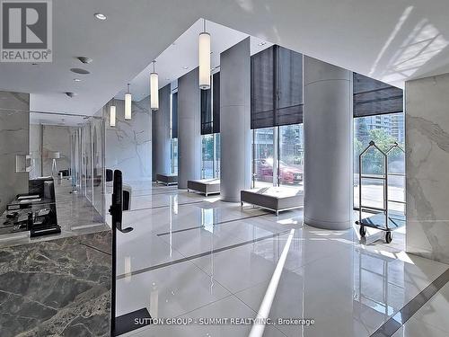 1717 - 275 Village Green Square, Toronto, ON - 