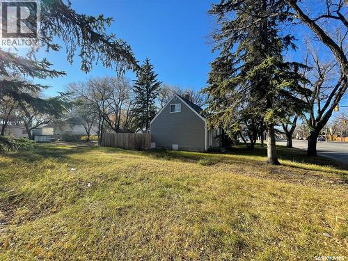 802 804 808 8Th Street E, Saskatoon, SK 