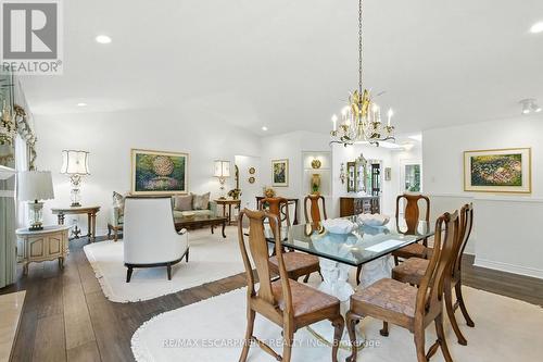 1104 Crofton Way, Burlington, ON - Indoor Photo Showing Dining Room