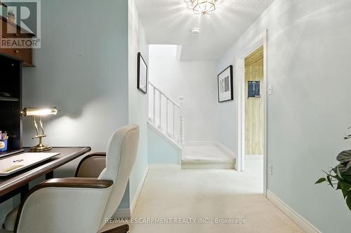 1104 Crofton Way, Burlington, ON - Indoor Photo Showing Other Room