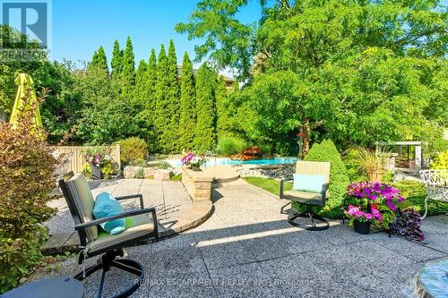 1104 Crofton Way, Burlington, ON - Outdoor