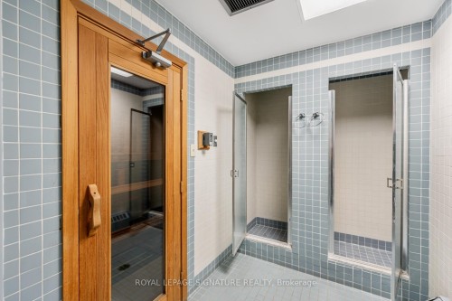 Lph4-880 Dundas Street W, Mississauga, ON - 