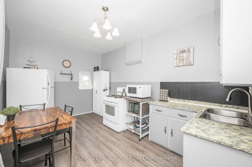 127 East Avenue N, Hamilton, ON 