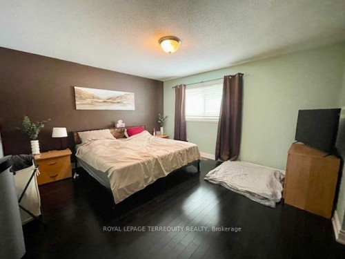 3240 Hunters Glen, Mississauga, ON - Indoor Photo Showing Bedroom