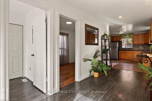 163 Hope Avenue, Hamilton, ON - Indoor Photo Showing Other Room