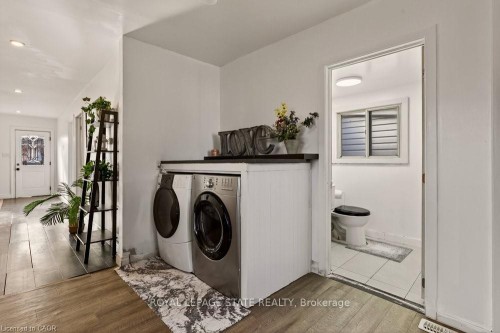 163 Hope Avenue, Hamilton, ON - Indoor Photo Showing Laundry Room