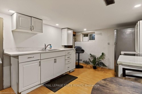 163 Hope Avenue, Hamilton, ON - Indoor