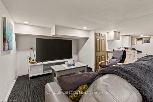 163 Hope Avenue, Hamilton, ON - Indoor