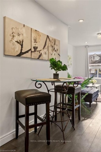 163 Hope Avenue, Hamilton, ON - Indoor