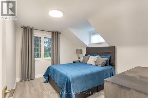 4434 Cedar Springs Road, Burlington, ON - Indoor Photo Showing Bedroom