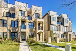 1553 GREEN ROAD  Clarington, ON L1C 7E5