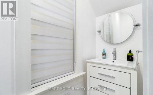 61 Brunswick Avenue, Toronto, ON - Indoor Photo Showing Bathroom