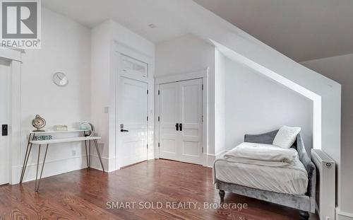 61 Brunswick Avenue, Toronto, ON - Indoor