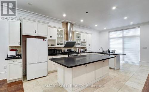 61 Brunswick Avenue, Toronto, ON - Indoor Photo Showing Kitchen