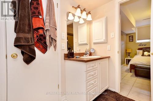 1717 Blohm Drive, Ottawa, ON - 