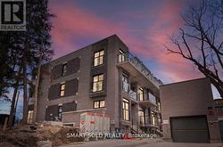 24 - 51 WINLOCK PARK  Toronto, ON M2M 0B8