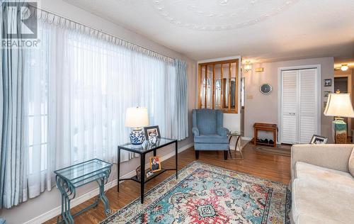 36 Weeping Willow Drive, Innisfil, ON - Indoor Photo Showing Other Room