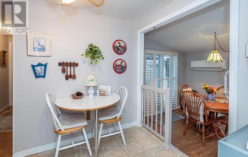 36 Weeping Willow Drive, Innisfil, ON - Indoor Photo Showing Dining Room