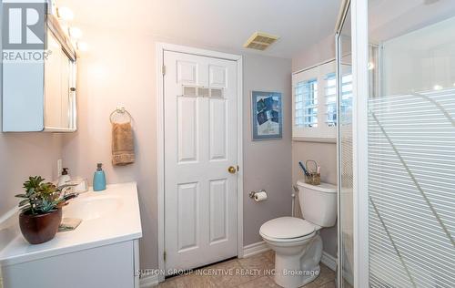 36 Weeping Willow Drive, Innisfil, ON - Indoor Photo Showing Bathroom