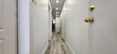 Hall - 1-2222 Rue Fleury E., Montréal (Ahuntsic-Cartierville), QC - Indoor