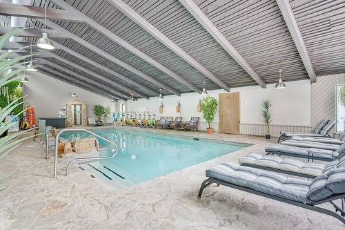 Piscine - 250 Rue Séraphin, Sainte-Adèle, QC -  With In Ground Pool