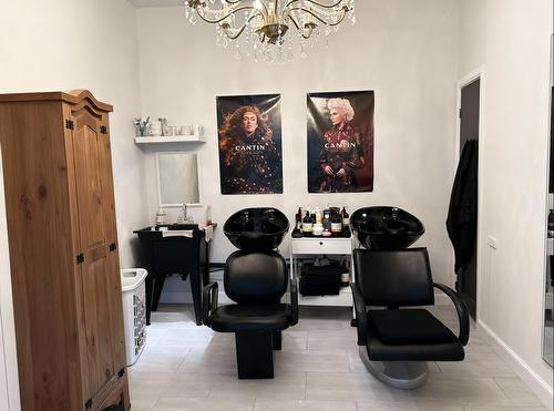 Salon - 250 Rue Séraphin, Sainte-Adèle, QC - Indoor