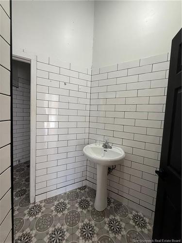 897-901 Main, Moncton, NB 