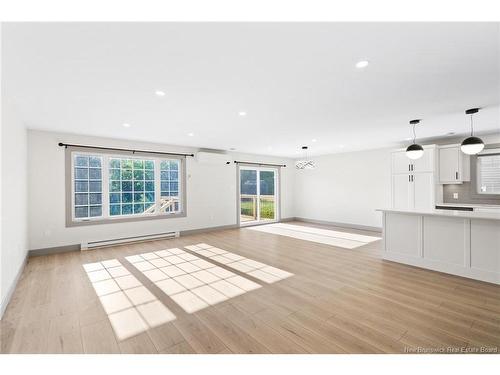 5 Stapleton St, Fredericton, NB 