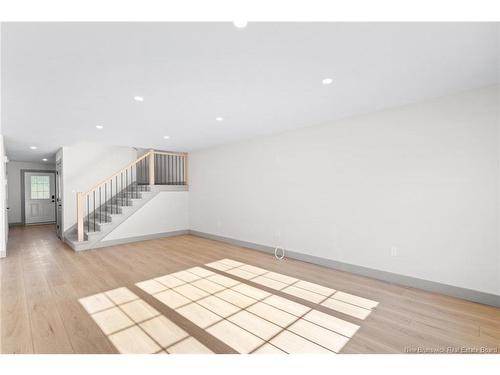 5 Stapleton St, Fredericton, NB 