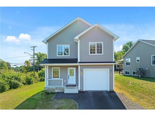 5 Stapleton St, Fredericton, NB 