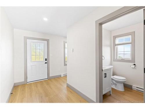 5 Stapleton St, Fredericton, NB 