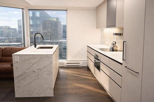 Kitchen - 1607-720 Rue St-Jacques, Montréal (Ville-Marie), QC - Indoor Photo Showing Kitchen