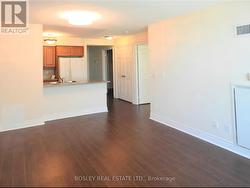 1303 - 15 GREENVIEW AVENUE  Toronto, ON M2M 4M7