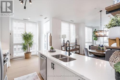 Gph5 - 111 Worsley Street, Barrie, ON - Indoor Photo Showing Kitchen With Double Sink