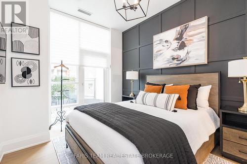 Gph5 - 111 Worsley Street, Barrie, ON - Indoor Photo Showing Bedroom