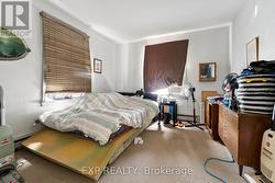 Apt 4 - 