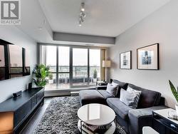 816 - 170 SUMACH STREET  Toronto, ON M5A 0C3