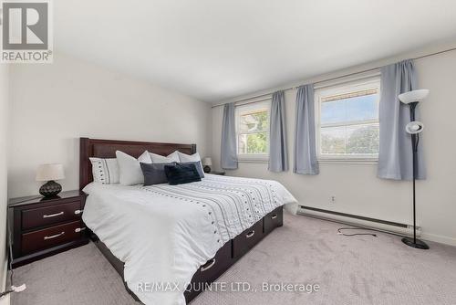 H- 203 North Park Street, Belleville (Belleville Ward), ON - Indoor Photo Showing Bedroom