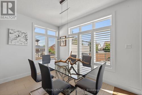 1879 Couldridge Way, London North (North S), ON - Indoor Photo Showing Dining Room
