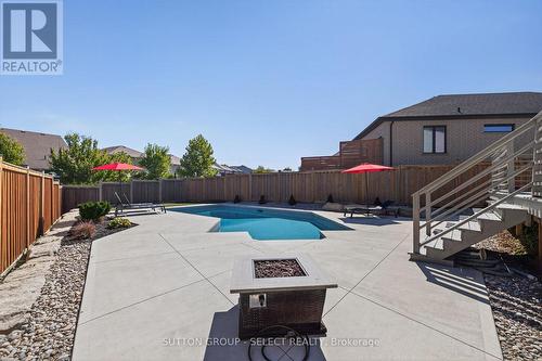 1879 Couldridge Way, London North (North S), ON - Outdoor With In Ground Pool
