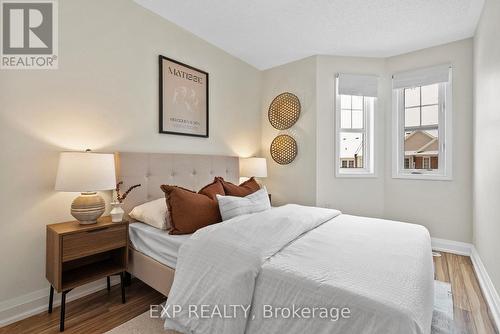 945 Deverell Place, Milton, ON - Indoor Photo Showing Bedroom