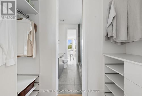 408 - 385 Brunswick Avenue, Toronto, ON - Indoor With Storage