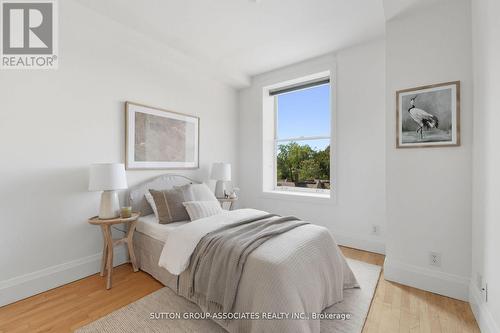 408 - 385 Brunswick Avenue, Toronto, ON - Indoor Photo Showing Bedroom