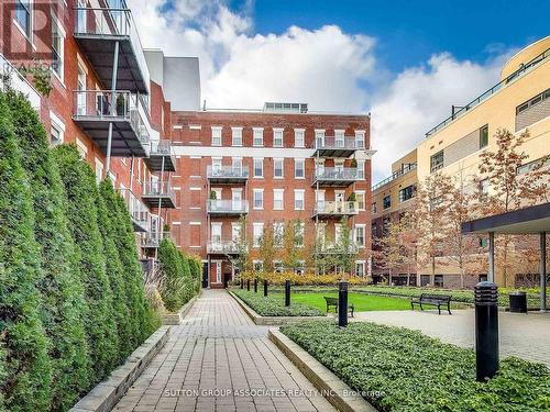 408 - 385 Brunswick Avenue, Toronto, ON - Outdoor