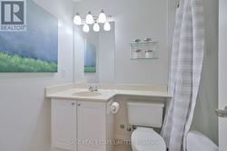 Ensuite Bathroom - 