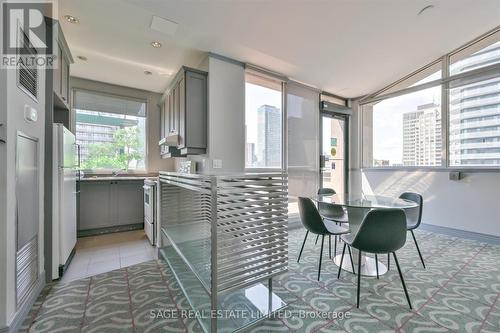 Party Room - 413 - 555 Yonge Street, Toronto, ON - Indoor Photo Showing Dining Room